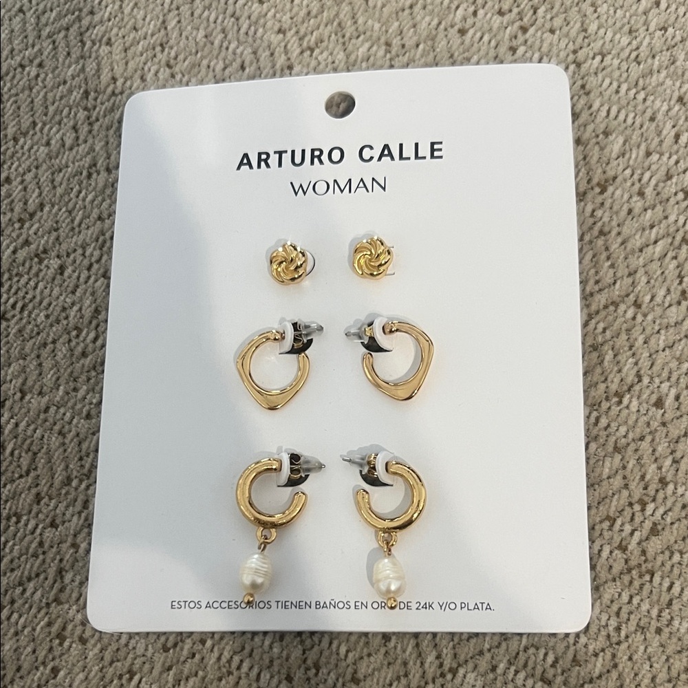 Arturo  Calle Gold and Silver tone  Earrings Set
